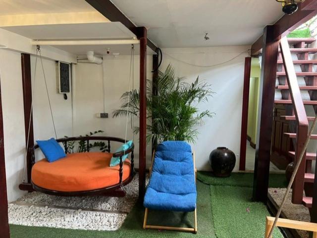 Rooftop Inn Мале Экстерьер фото